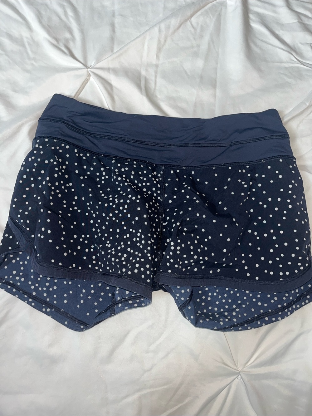 Lululemon Groovy run shorts Navy Petite Dot